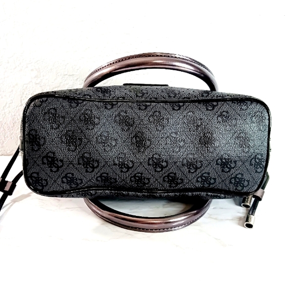 RESERVED @donnajean728 GUESS Black Satchel/Medium Tote Bag EUC - Picture 5 of 13